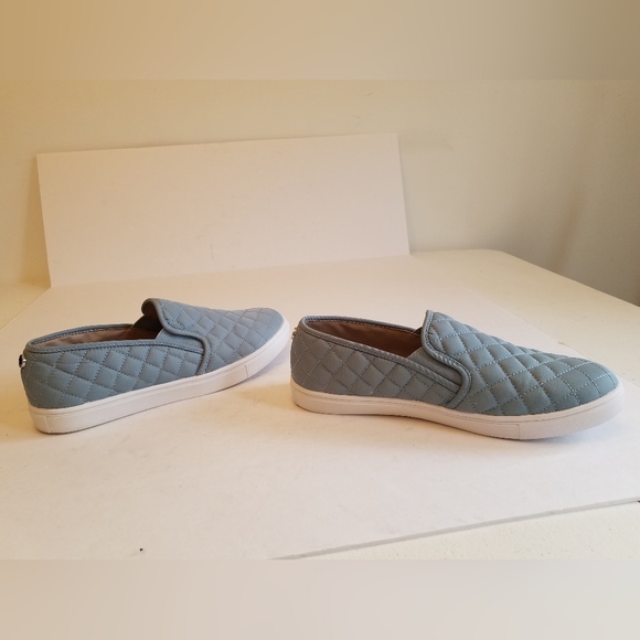 Steve Madden Ecntrcqt  Women's Quilted Slip on Shoes Sneakers Blue Size   11 - Picture 10 of 13